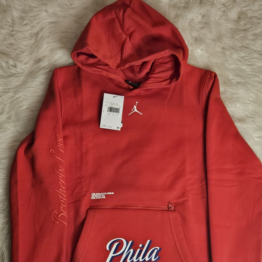 NO OFFERS!!!- NIKE PHL 76ERS ' CITY OF BROTHERLY LOVE ' CRTSIDE STATEMENT HOODIE